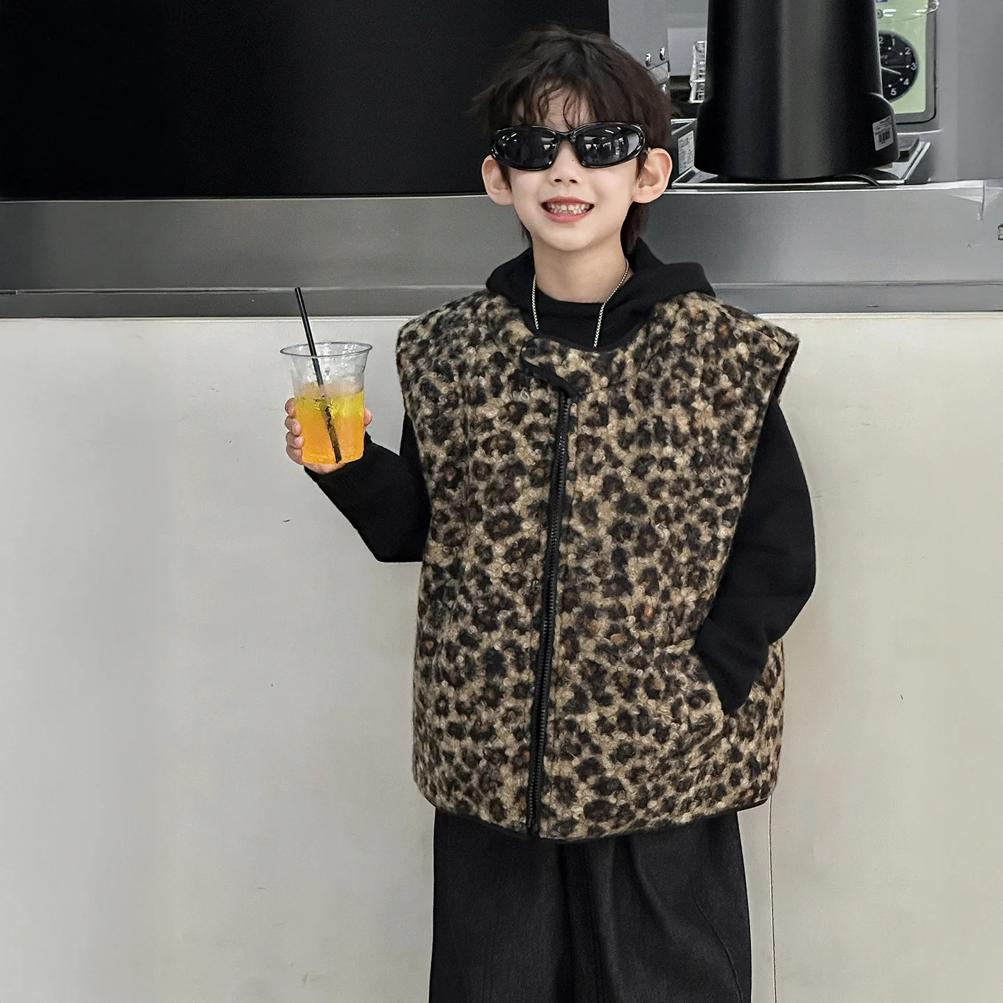 

Children Clothing Korean Style Casual Vest 2025 Autumn Winter New Boys Leopard Print Thickened Two Sided All Match Vest Coat