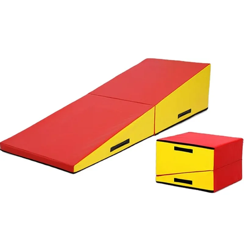 

Складной гимнастический мат для тренировок с наклоном, устойчивая опорная рама для отработки гимнастических навыков и ежедневных занятий. Новинка.