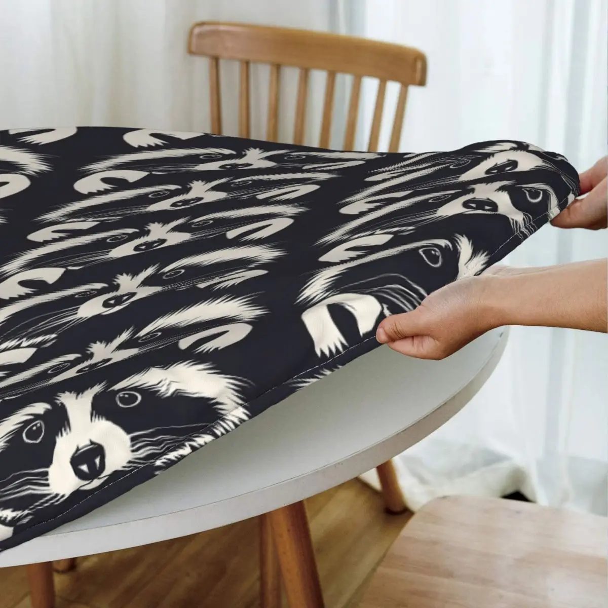 Black And White Raccoon Face Pattern Waterproof Round Tablecloth Oilproof Table Cloth for Kitchen Events Dining Table Cover