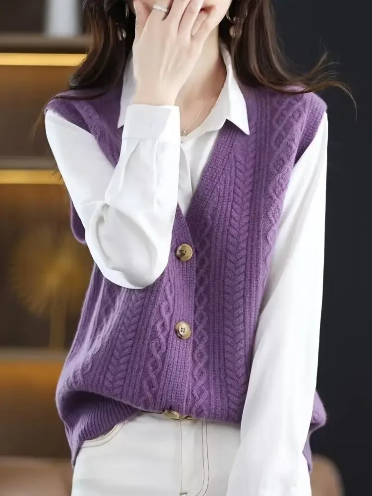 

​ Женский осенний однотонный вязаный жилет с v-образным вырезом и пуговицами, свободный повседневный трикотаж без рукавов, универсальная базовая верхняя одежда ​ Корейская мода