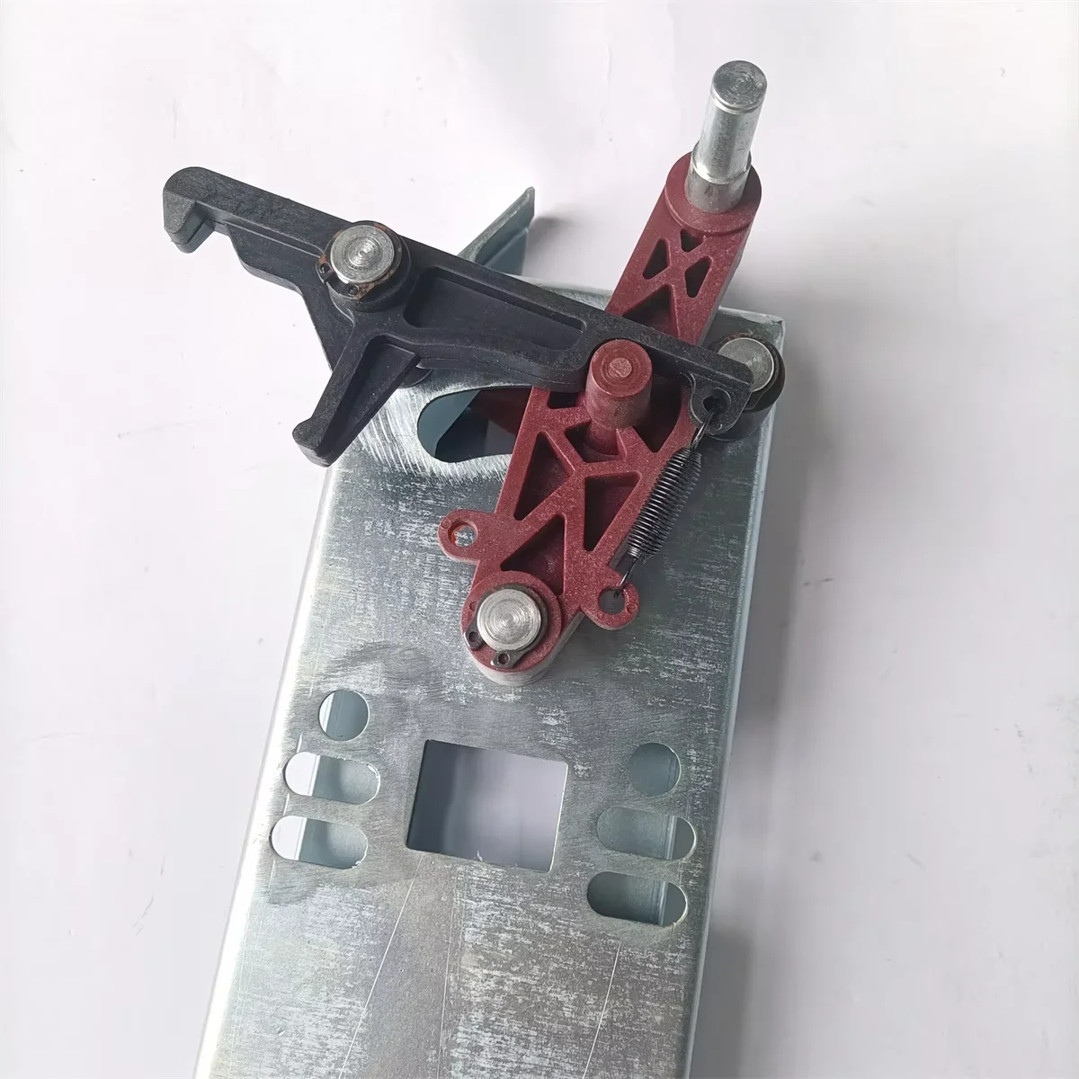 Porta dell'ascensore Skate Direzione sinistra CSK-VF00CD000 Lunghezza totale 470 mm Pezzi di ricambio per ascensore Pezzi di ricambio per ascensore