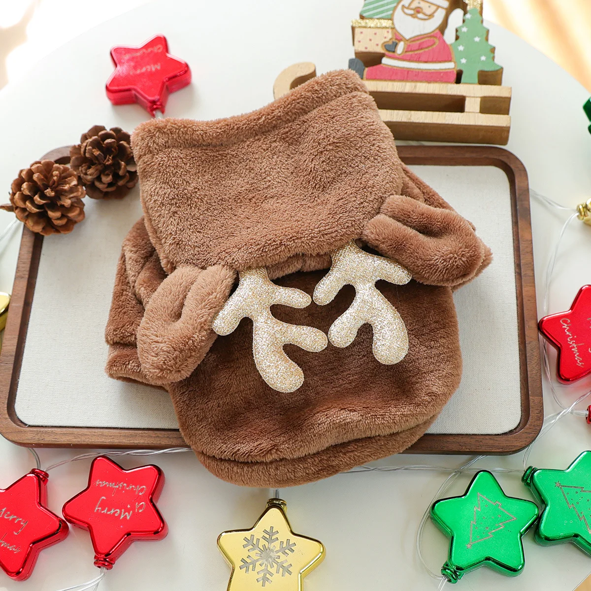 Pet Clothing in Gentle Caramel Brown with 3D Ears, Hooded Sequin Antlers, Single-Piece Pet Hooded Jacket, Christmas and New Year's Soft and Cute Niche Reindeer Commemorative Pet Gift for Small Dogs and Cats