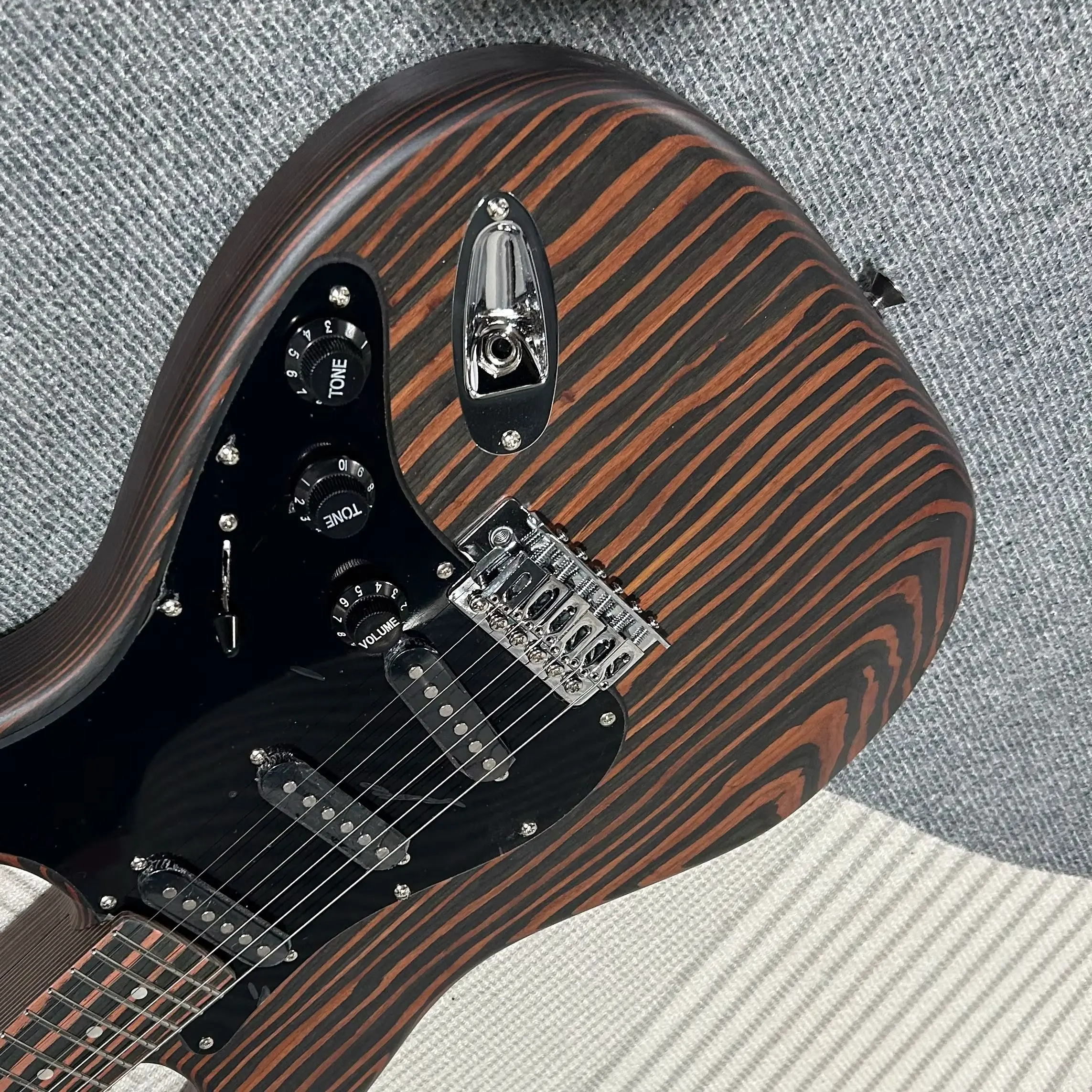 GST Electric Guitars Matte Finish Reconstituted Zebrawood Fretboard Reconstituted Zebrawood Body