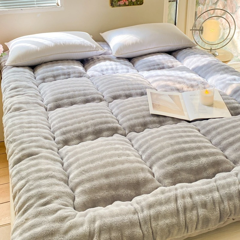 

Winter thickened warm rabbit plush mattress with fluffy household tatami soft cushion student dormitory single warm mattress