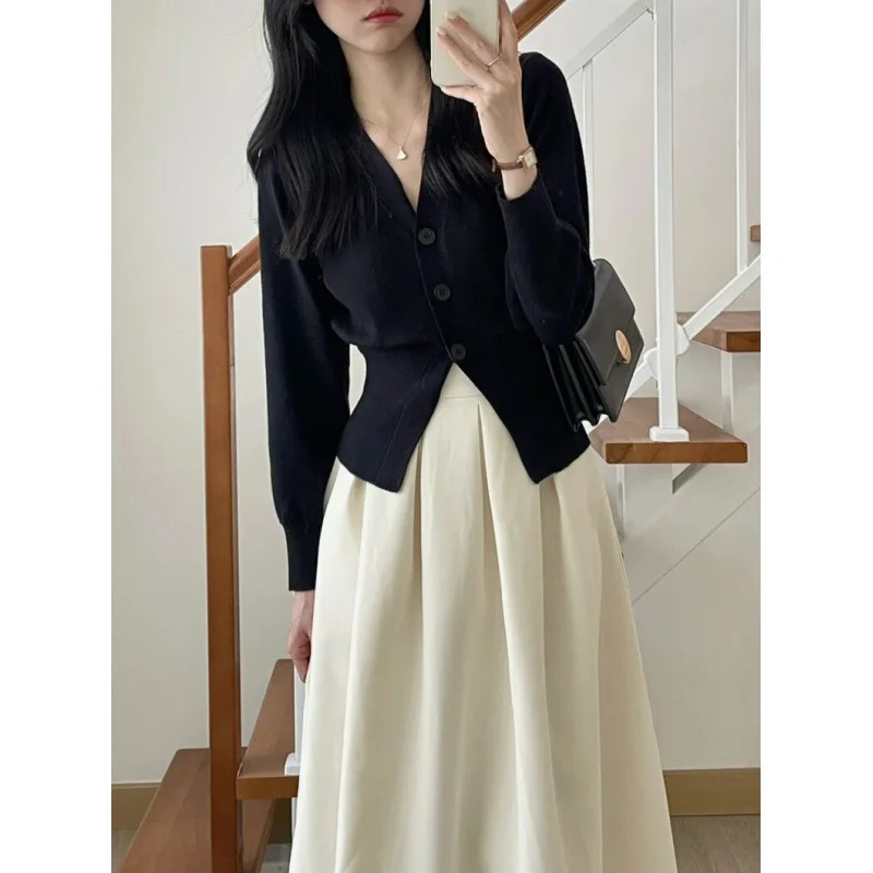 French Style Black Top Half Skirt Two Piece Set Women\'s Spring Autumn New Fashion Temperament Commuting Set Skirt Long Sleeve