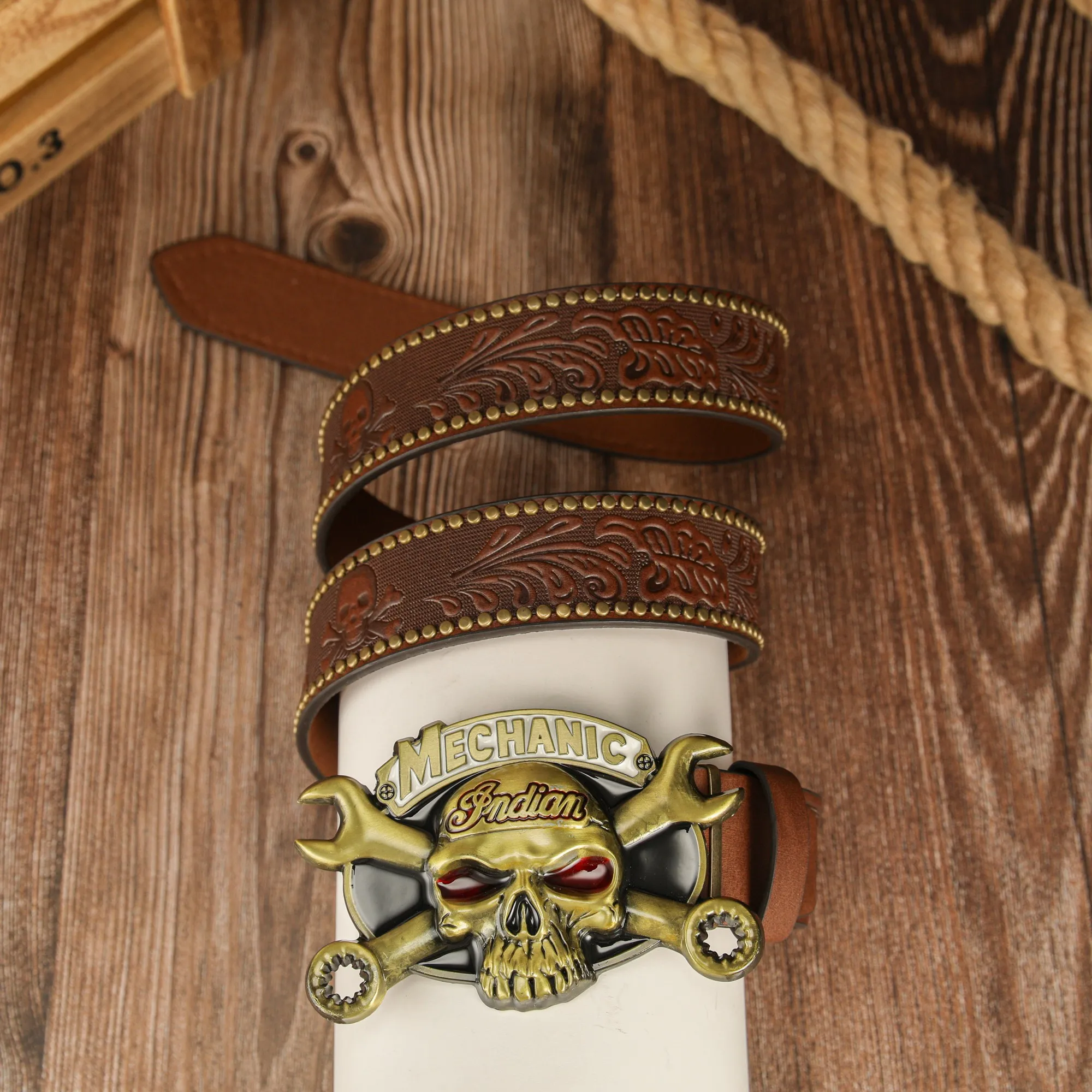Hollowed-out Tools, Angel Wings, Skull, Zinc Alloy Buckle, Trendy and Individual Skull, PU Embossed Riveted Belt, Unisex Belt