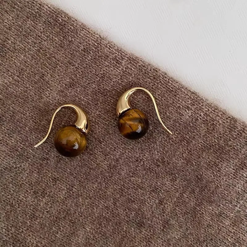 Vintage Maillard Caramel Tiger Eye Stone Earhook for Women Light Luxury Autumn Winter Niche Design Earrings Jewelry Accessories
