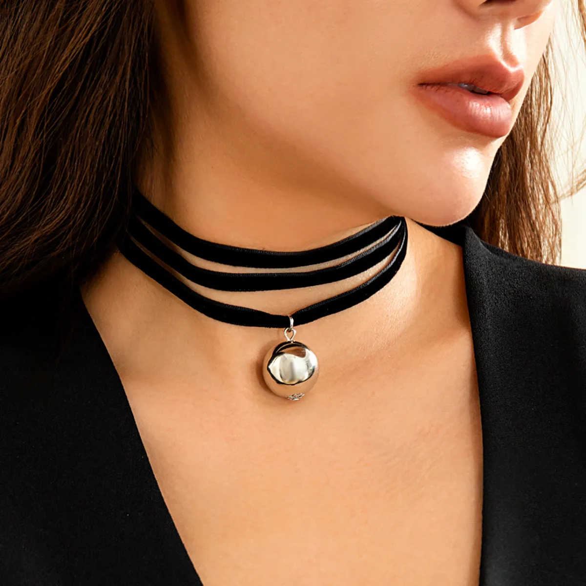 Choker Necklace Black Velvet Multilayer Round Bead Pendant Knotted Gothic Vintage Sturdy Daily Wear Jewelry for Women