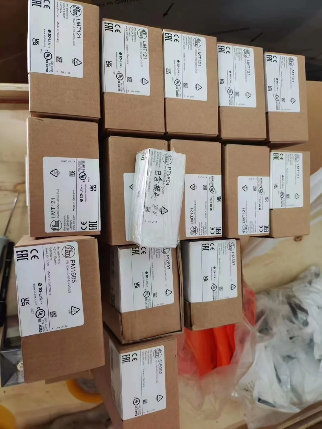German Ifm Yifmen Electronics, Pressure Sensor, Brand New In Stock. PM1615, P