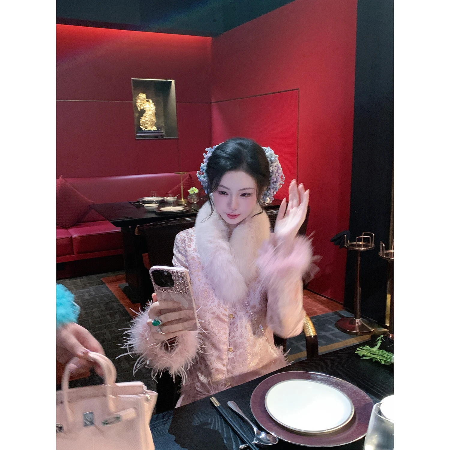 

Sy Pink Lotus Gold Core Winter New Sle Chinese National Sle Embroidered down Jaet Long Sve Women's Outerwear