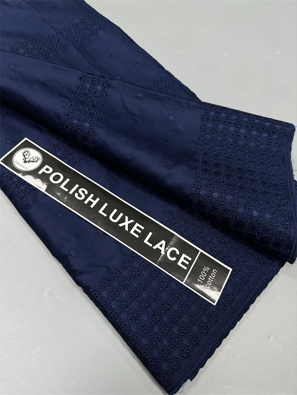 

Luxurious Pure Color 100% Cotton Lace African Fabric High Quality Swiss Voile Polish Lace Cotton Fabrics For Men And Women Dress