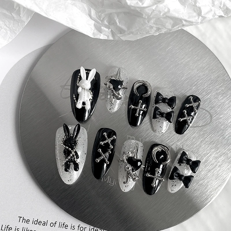 Nail art a forma di mandorla pura fatta a mano da 10 pezzi, bellissime unghie finte, coniglietto bianco e nero di Halloween, adatto per le donne da usare