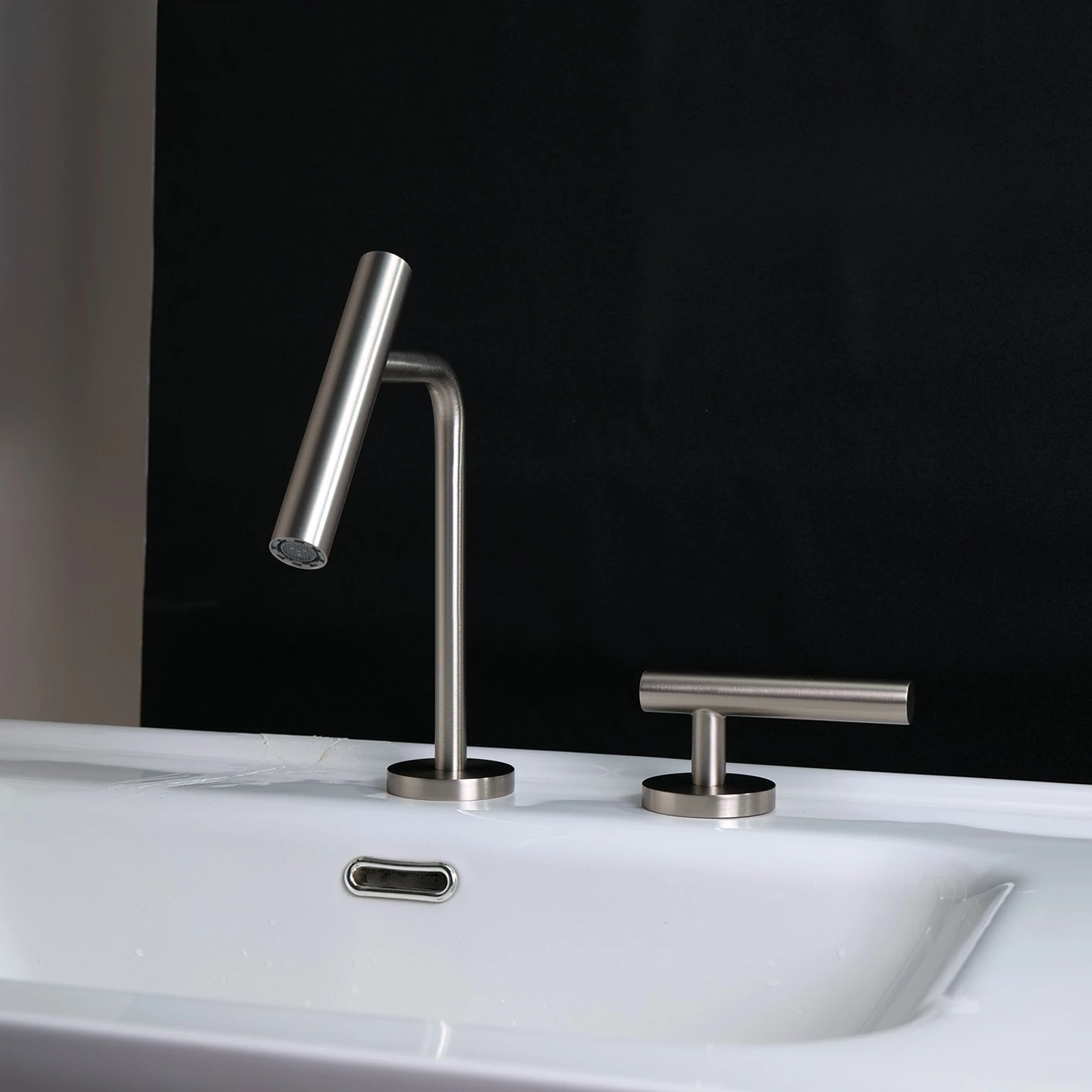 Single Handle Minimalist Wide Spread Bathroom Faucet 100% Brass Hot and Cold Water Mixer Tap, Brushed Gold, Gunmetal, Black