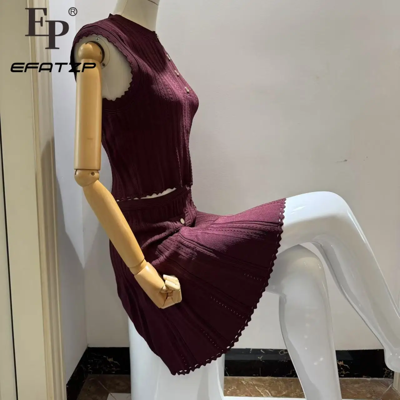

French Short Skirt Set Women's Round Neck Sleeveless Vest Short Knitted Top + Pleated Skirt 2024 New Early Autumn 5240126