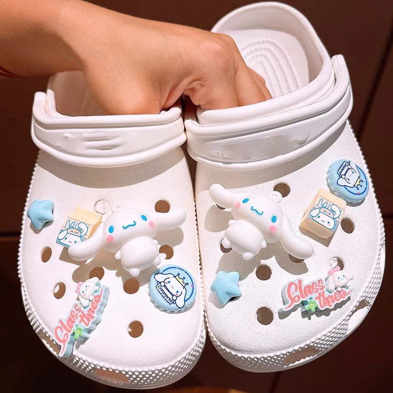 10pcs/set  Kuromi Pochacco Shoesflower Decoration KT Cat Melody Sandals Clogs Cartoon Shoe Accessories Girls Gifts