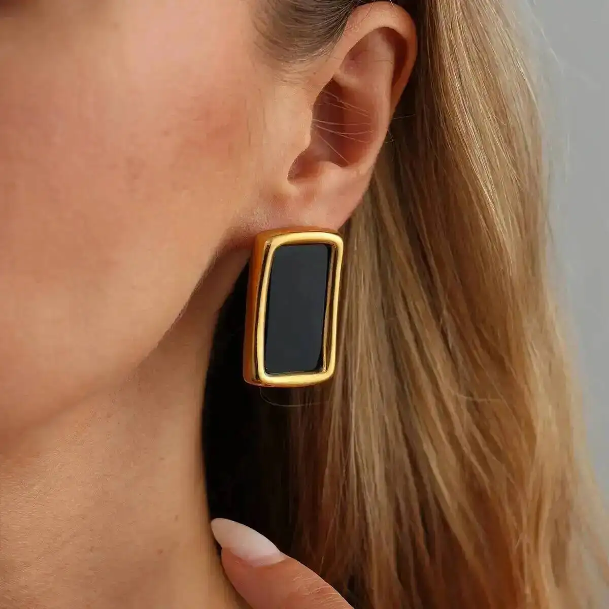 SHIXIN Vintage Black Acrylic Square Big Stud Earrings Women 18K Gold Plated Stainless Steel Piercing Ear Fashion Jewelry Gifts