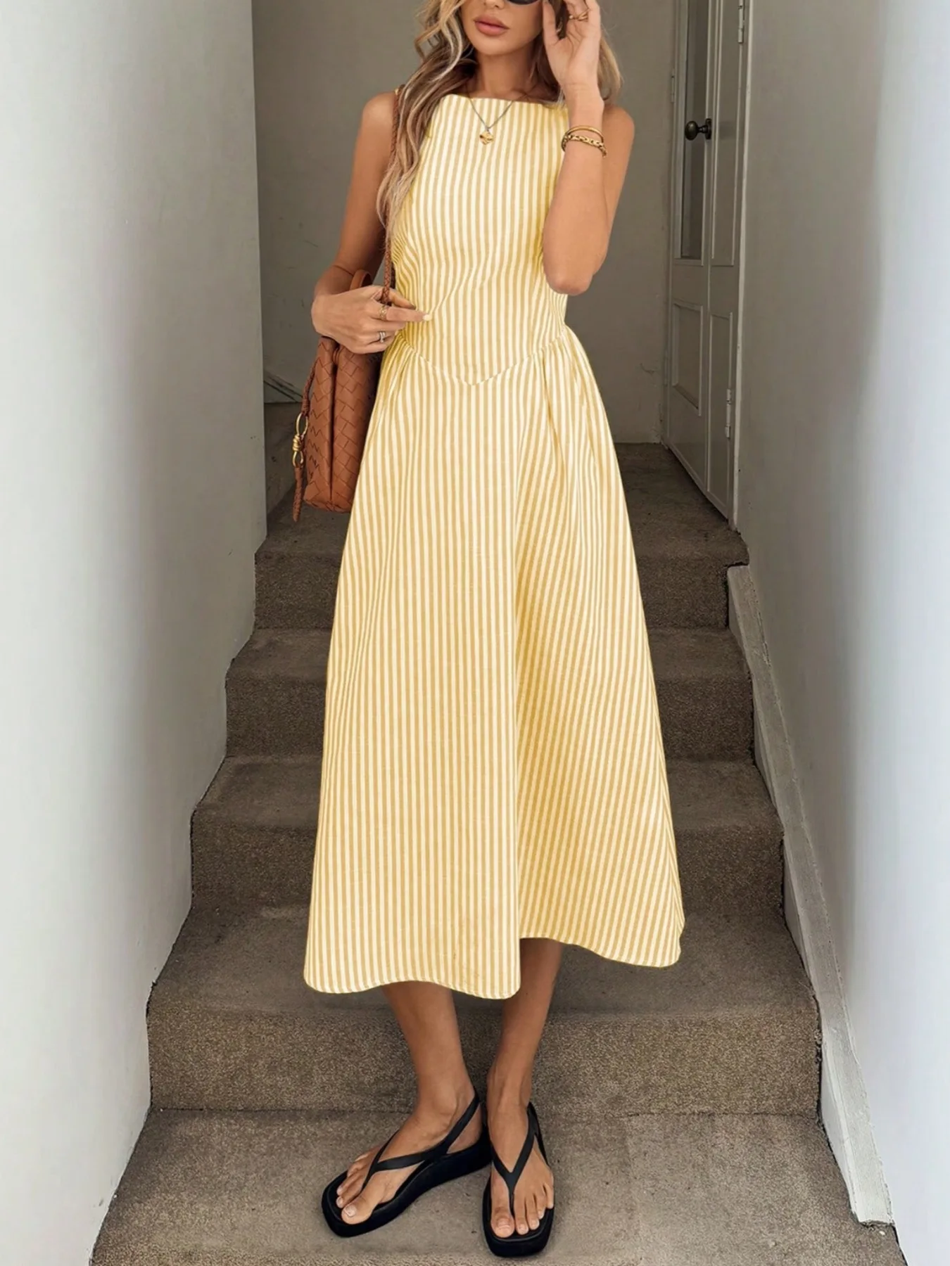 Thumbnail 2 - #59 Latest Midi Dresses Offers