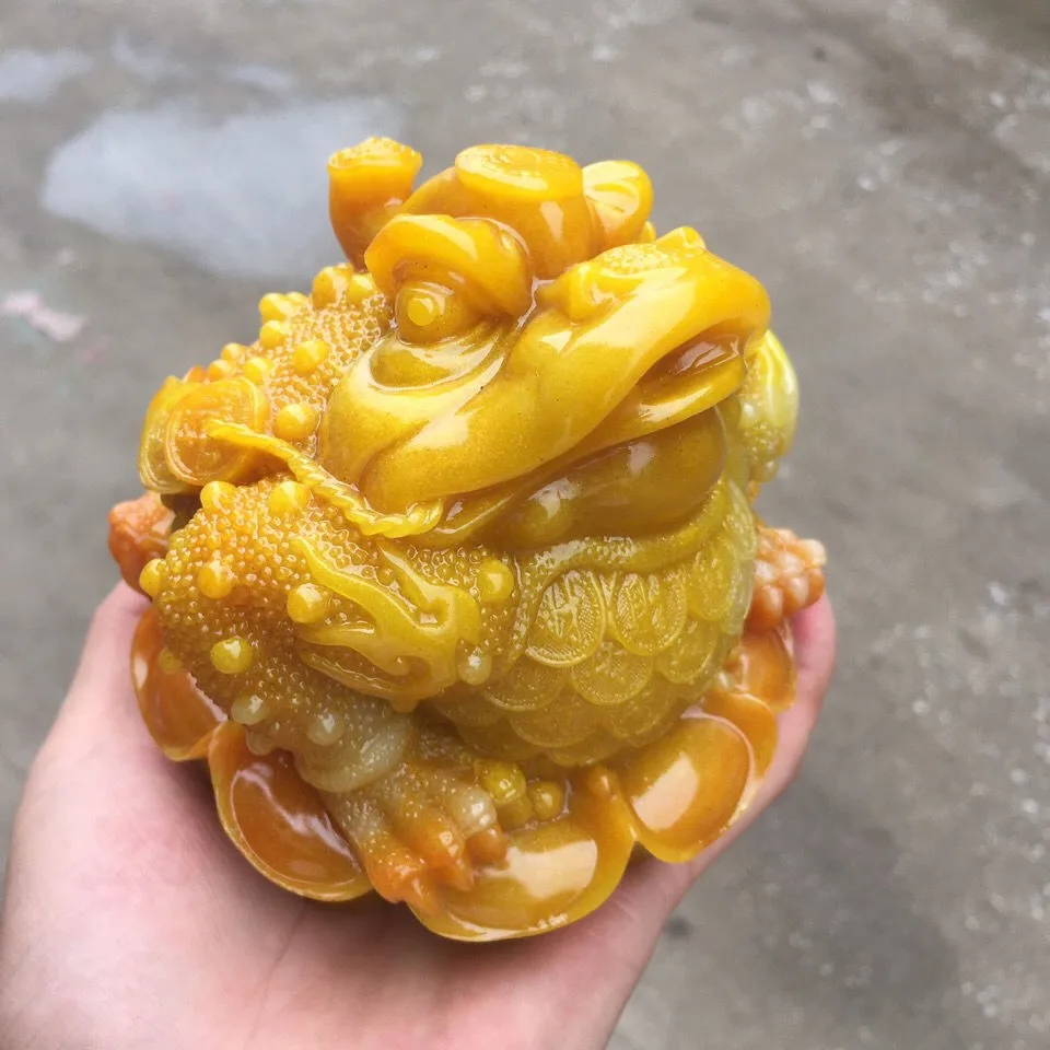 Natural Yellow Jade Three Legged Toad Money Frog Statue Home Office Decoration