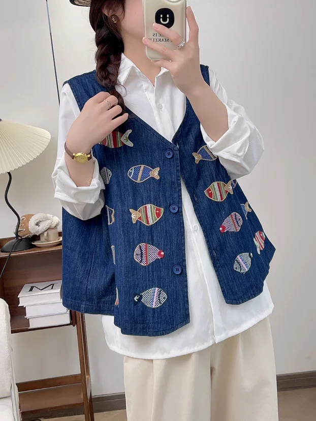 Japanese Retro Cartoon Fish Embroidery Denim Vest Coat Morigirl Style Cute Clothes Women Vests  Sleeveless Jean Waistcoat