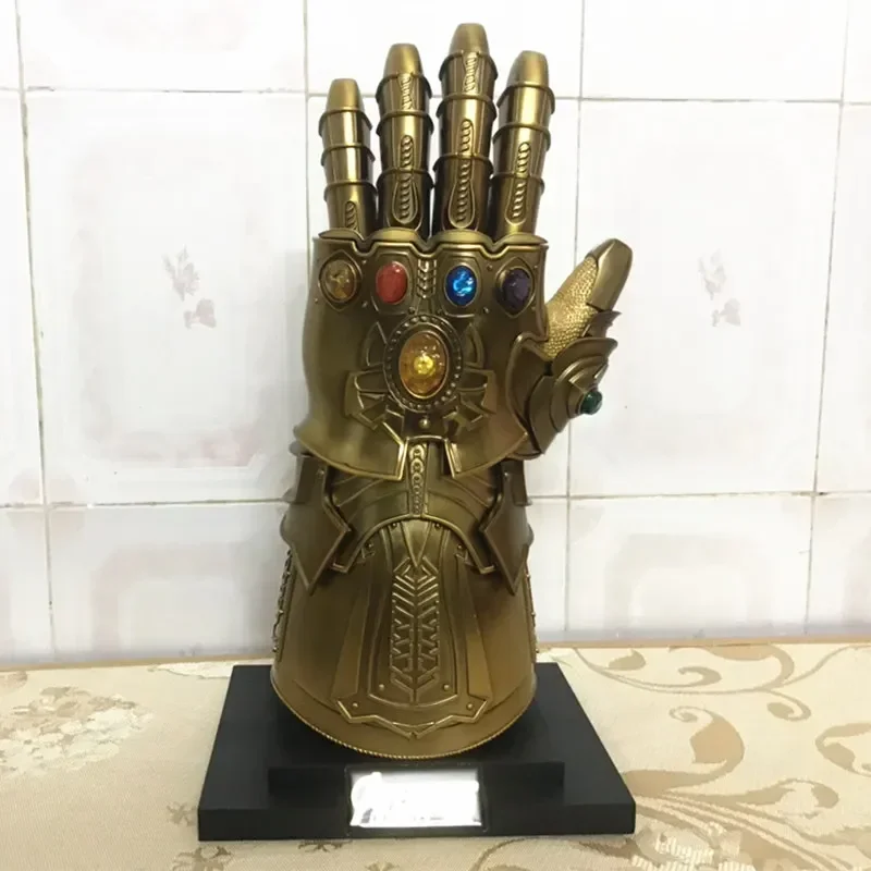 قفازات قفاز Thanos اللانهاية ، ذراع معدنية يمكن ارتداؤها مع ضوء LED ، زي تأثيري ، فستان حفلة فاخر ، إكسسوارات عرض مسرح أنيمي ،