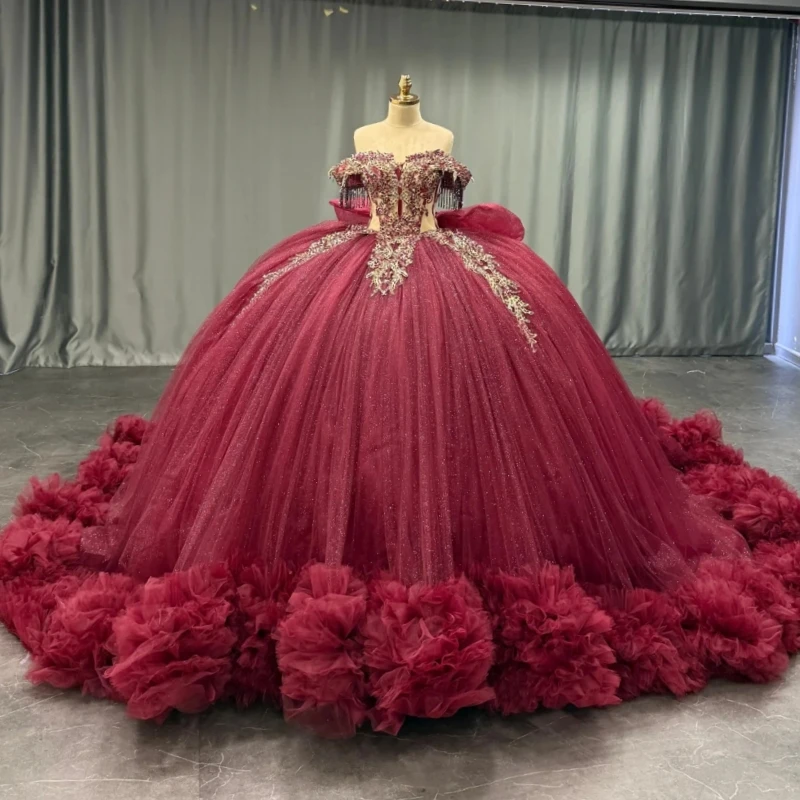 

Red Shiny Quinceanera Dresses Ball Gown Off The Shoulder Applique Lace Beading Bow Corset Tiered Tull Party Birthday Sweet 16