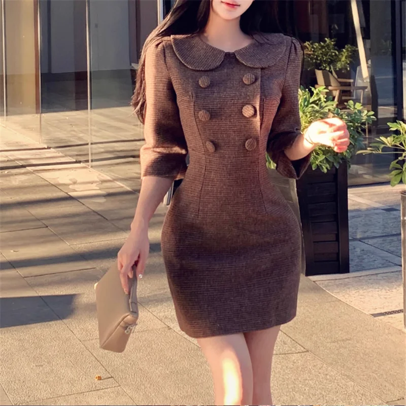 Atemberaubendes, elegantes, neues Herbst-Mini-Partykleid mit halben Ärmeln für Damen, süßes französisches Puppenkragen, figurbetontes, enges, kurzes Kleid mit Boden