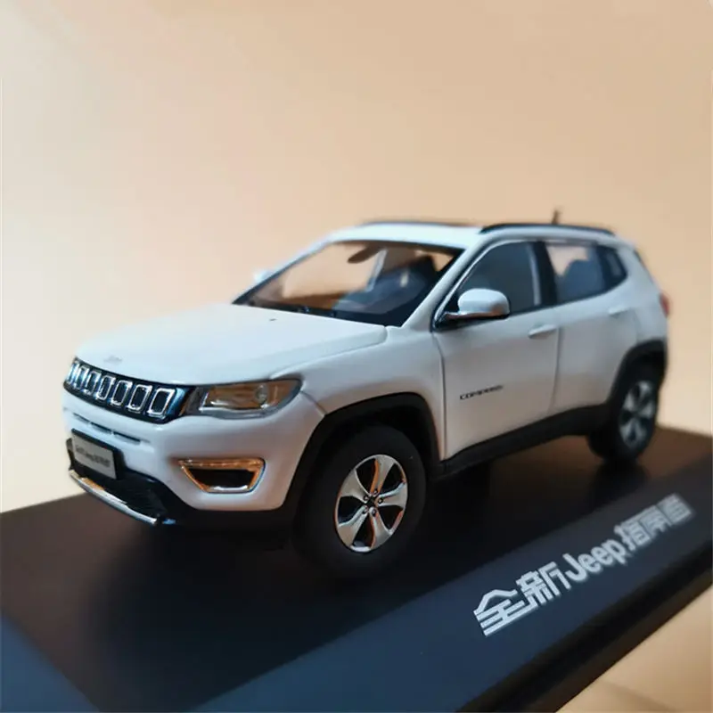 1:43 Jeeps Compass SUV Alloy Car Model Diecast Metal Off-road Vehicle Car Model Simulation Miniature Scale Collection Kids Gift