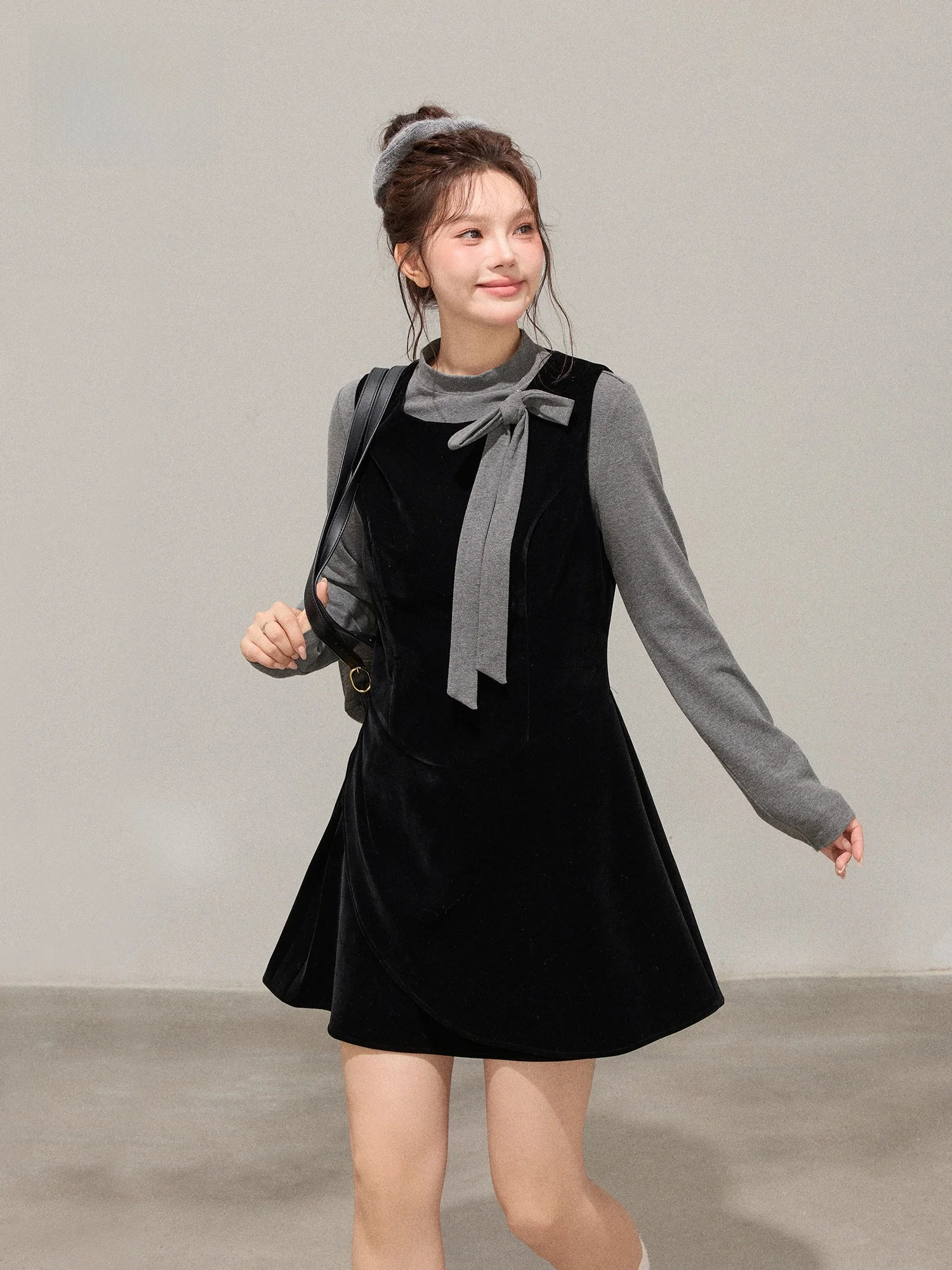 

plus Size Velvet Dr Set with Bow Knot for Plump Sister High Waist Slim Fit Korean Sle Commute Wind Winter Collection