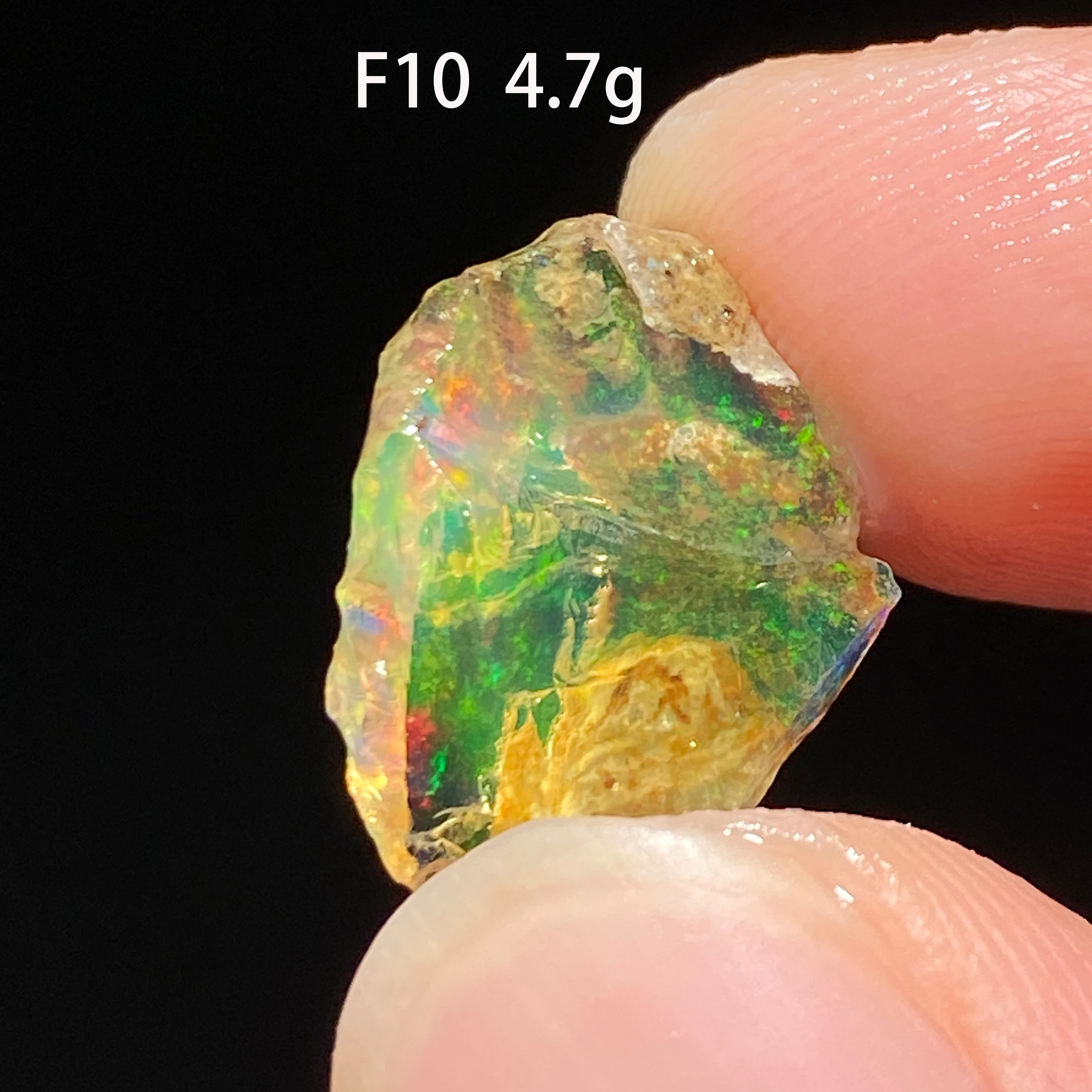 Natural Colorful Ethiopia Opal Mineral (Need In Water) Healing Stone Crystals Gemstone Shooting Under Lighting