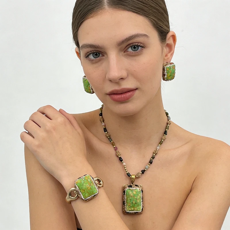 Struggling To Speak Your Truth? - Turquoise Pattern & Tourmaline Set, Your Energy Crystal for Bold Self-expression!