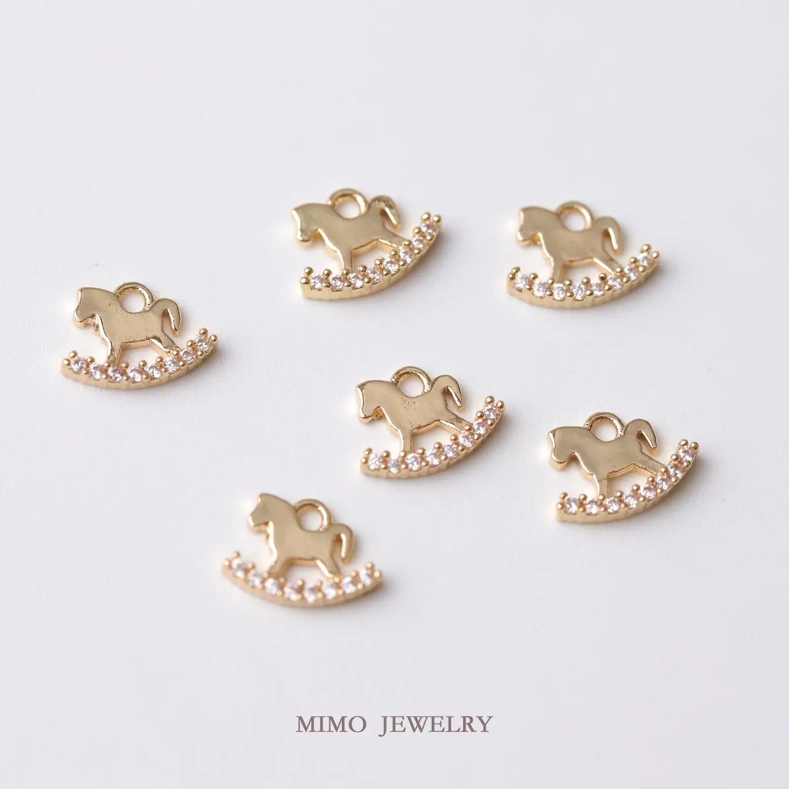 1pcs Copper-plated Gold Trojan Horse Micro-zircon Cute Pony Pendant Charms For Jewelry Making DIY Bracelet Accessories Findings