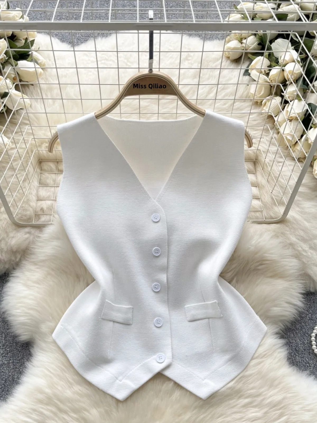 Svel-Weste-Oberteil für Damen, bezauberndes Lagen-Design, Ein-Knopfverschluss, trendige Oberbekleidung, ideal für den Pendelverkehr, reine Farbe