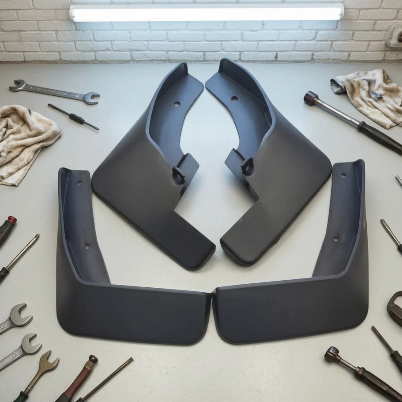 4 Pieces Car Mudguards with Mounting Holes Shielding Car Mudguards Splash Guards Long-Lasting Flexible for Daily Driving