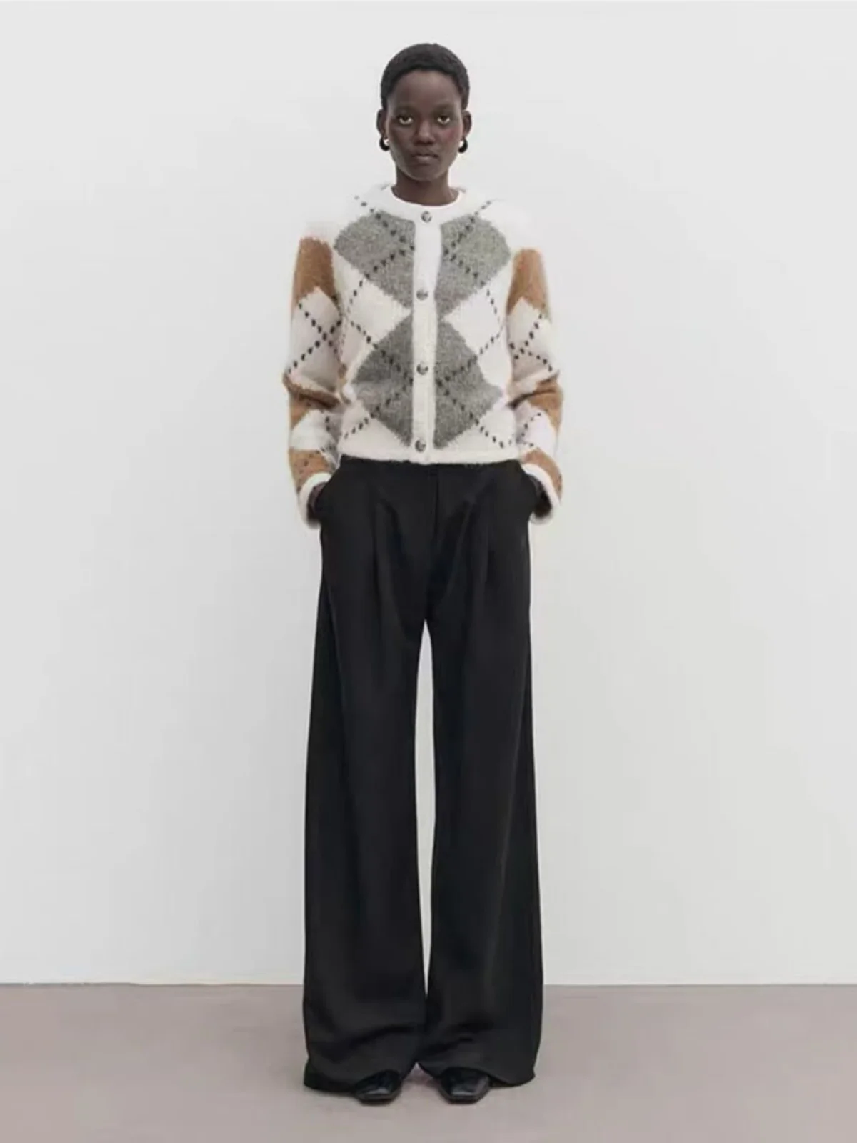 

Soft Wool Blend ort Cardigan MD Women's Faion Autumn 2025 New Arrival Ladylike Preppy Sle Diamond Pattern Knitted Jaet