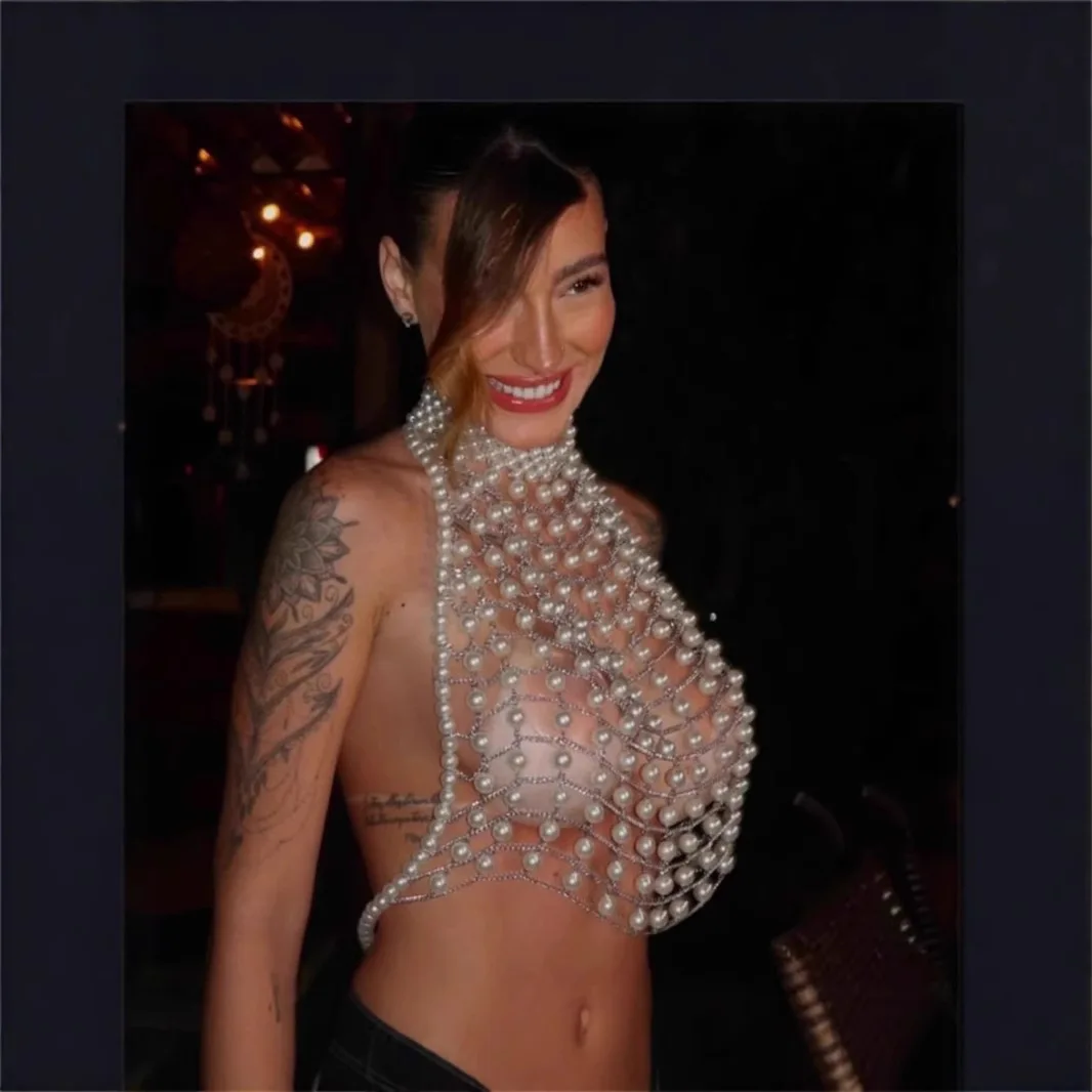 Hand-woven Metal Hollow Out Plastic Pearls Bra Chain Tops Wide Collar Halter Vest Tank for Women Sexy Party Body Chain Tops New
