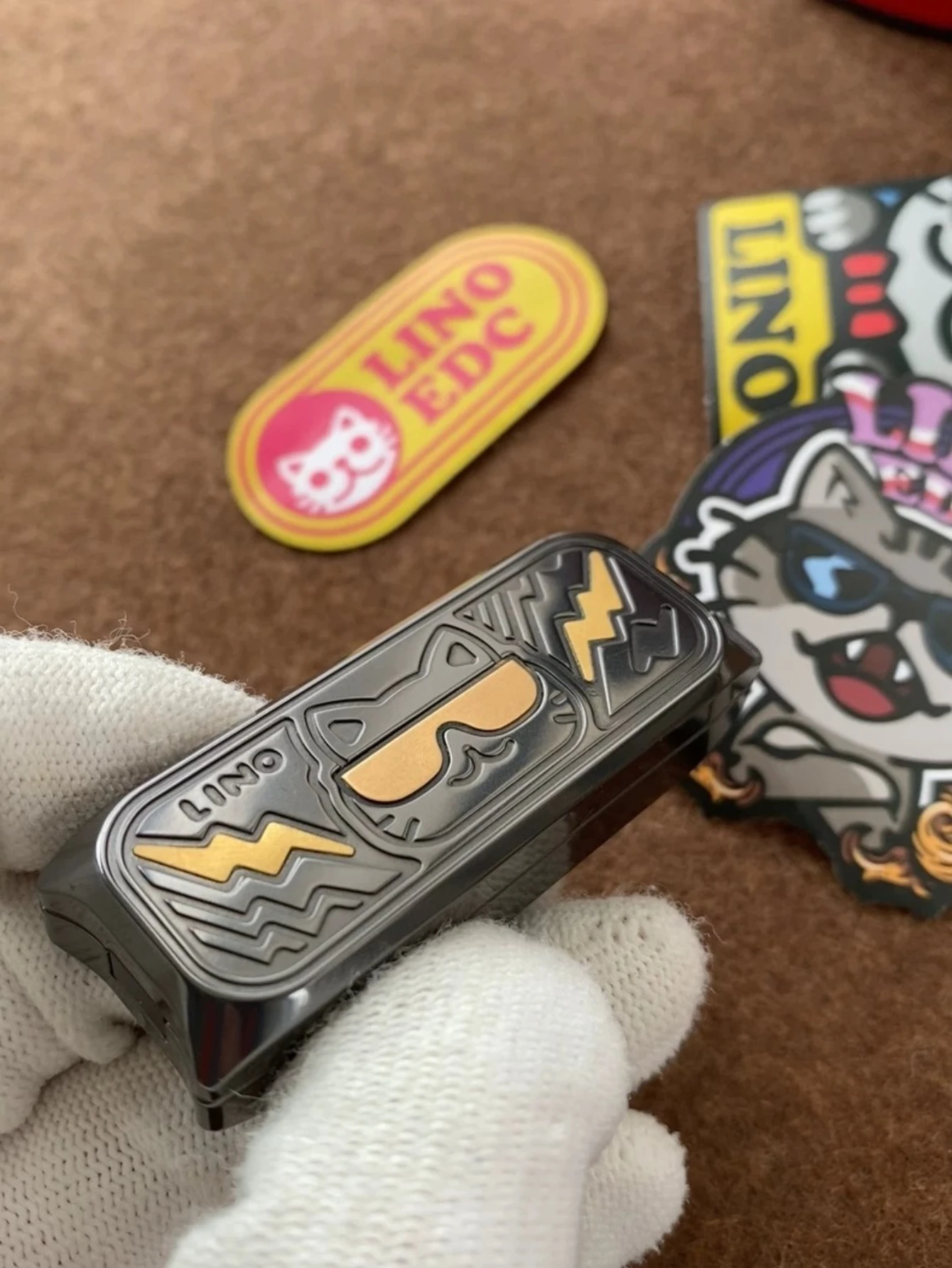 

Limbo Zirconium Cat Push Card EDC Металлическая декомпрессионная игрушка