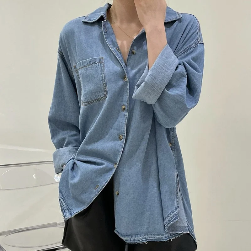 

Retro Chic Long Sve Waed Denim irt Loose Fit Button Design Versatile Casual irt for Women in Autumn Season
