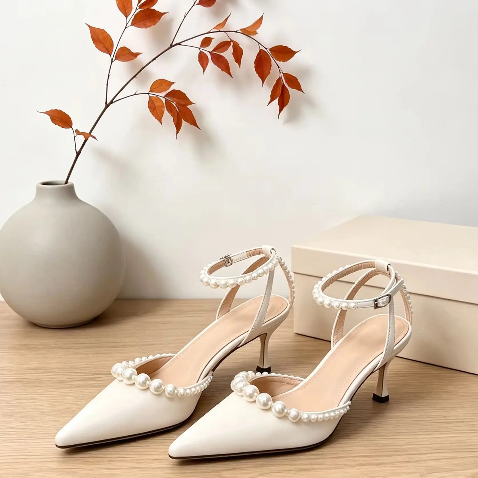 Women's White Leather Pointed Kitten Heels Pumps Sexy Pearl Ankle Strap Romantic Elegant Wedding Bridal Parties Lady Daily Shoes
