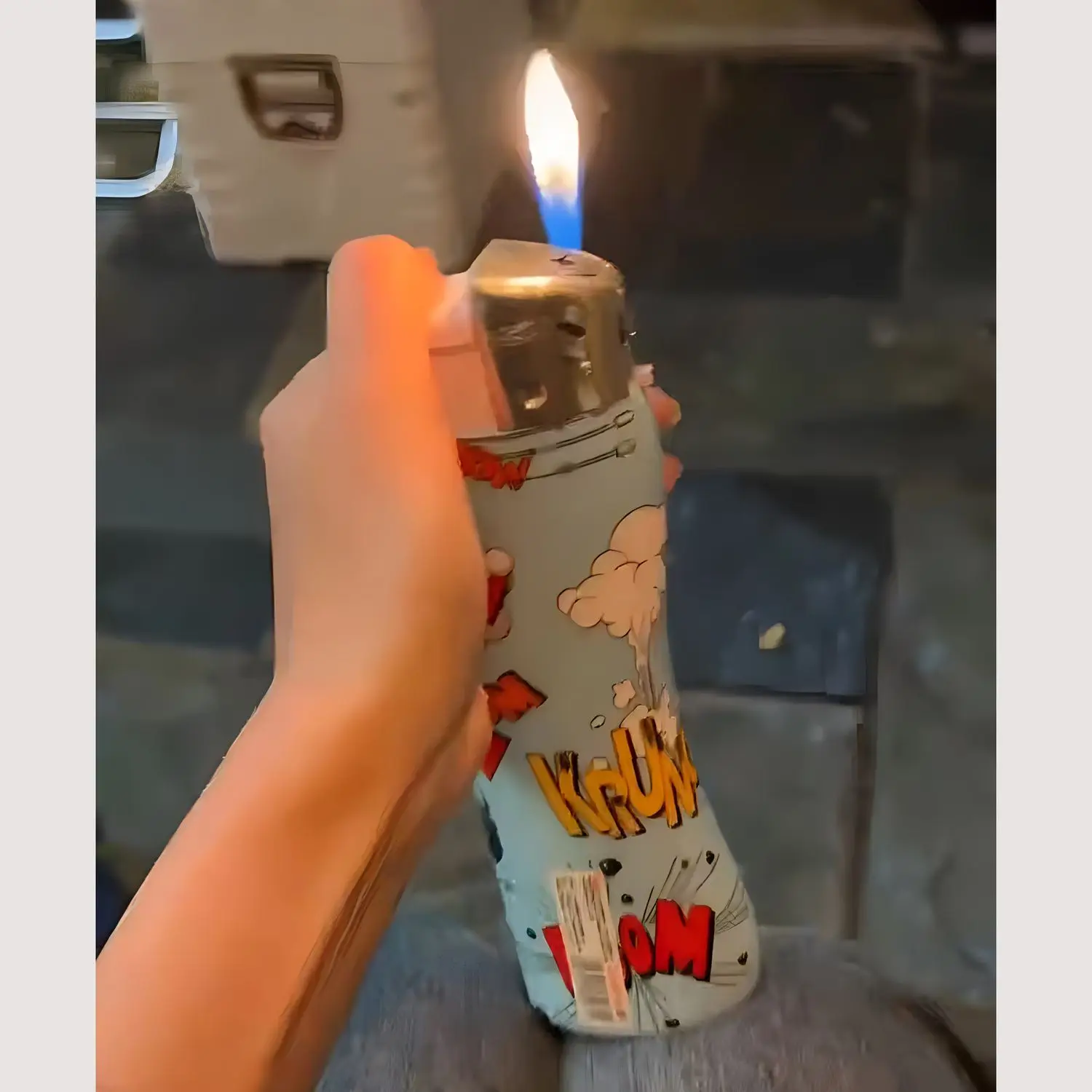 Oversized Giant Disposable Lighter, Extra Large Long Flame Lighter, High Capacity Creative Cartoon Print Lighter for Daily Use