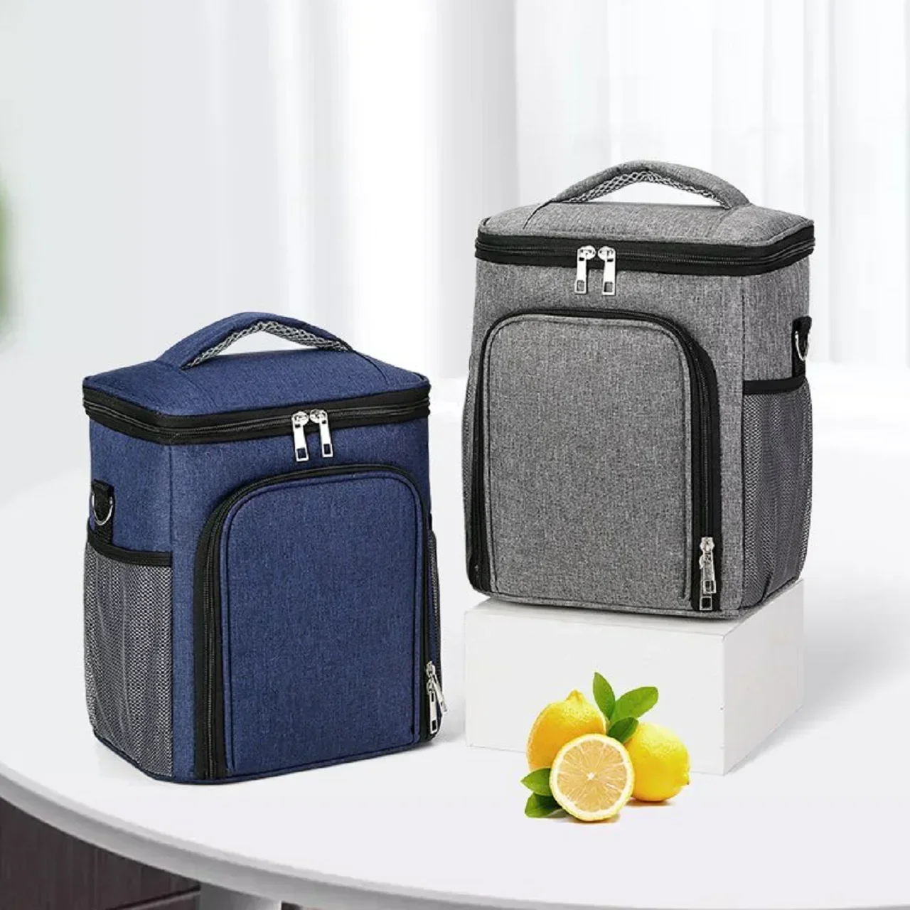 Solid color insulated lunch bag, large hot and cold food storage suitcase, adjustable shoulder strap and handheld