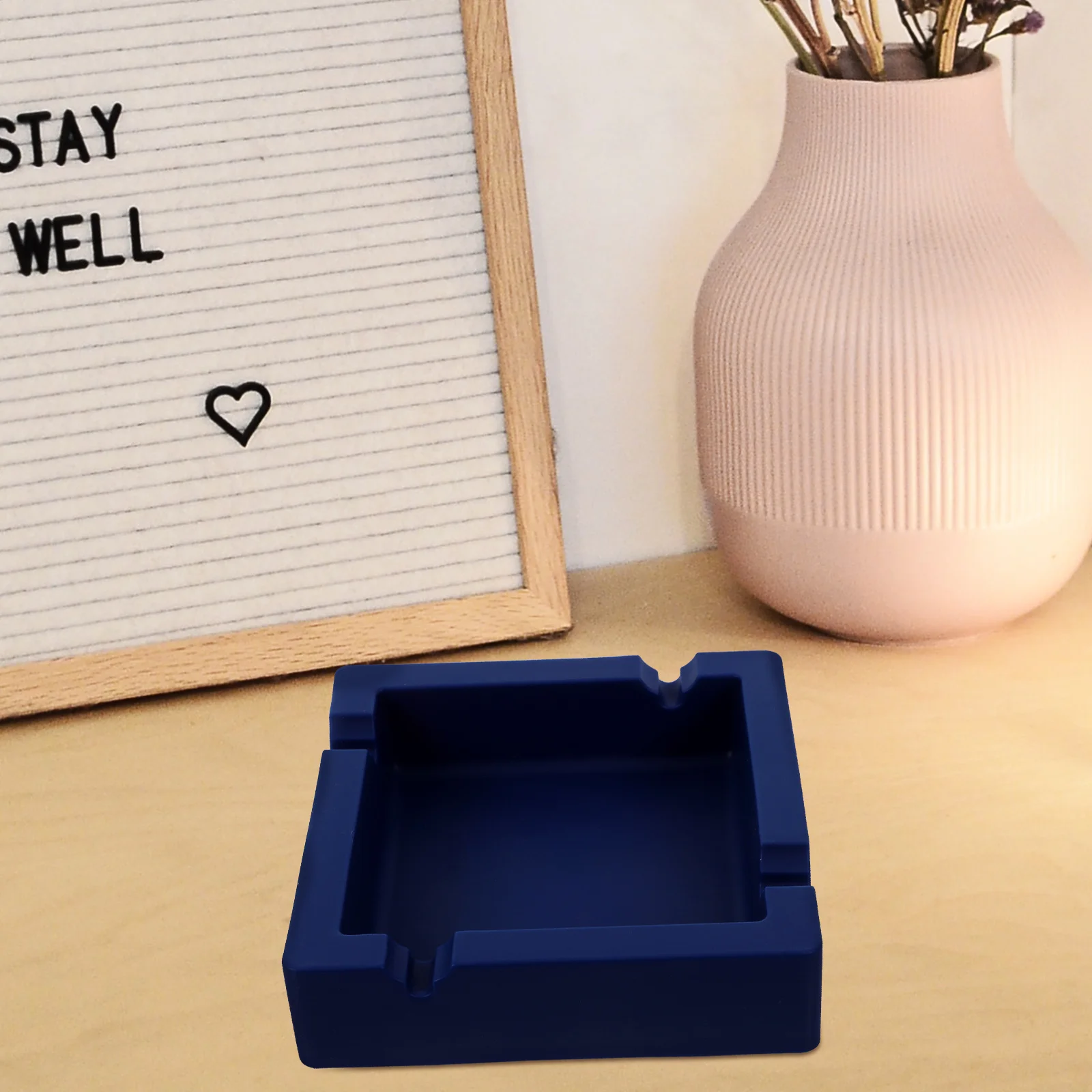 

Cigar Ashtray Reusable Silicone Tray Smoking Ashtray Cigarette Ash Container For Smoking Ash Tray Indoor Outdoor Use