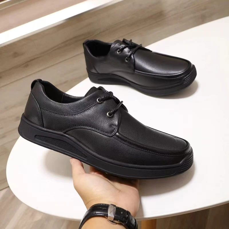 

Men's shoes - Extra large size. The size range is 38 - 48. Suitable for various foot shapes. Soft sole for driving men's shoes.