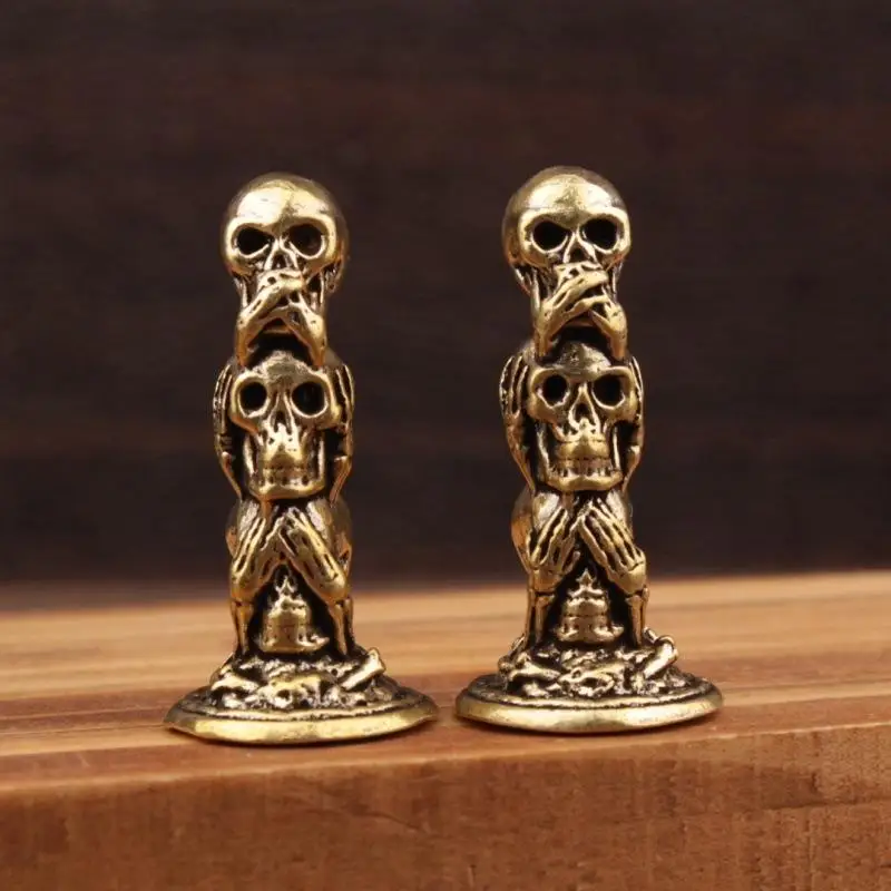 1PC Brass Three-Tier Skull Head Sculpture – Vintage Punk Desktop Ornament and Miniature Decorative Figure