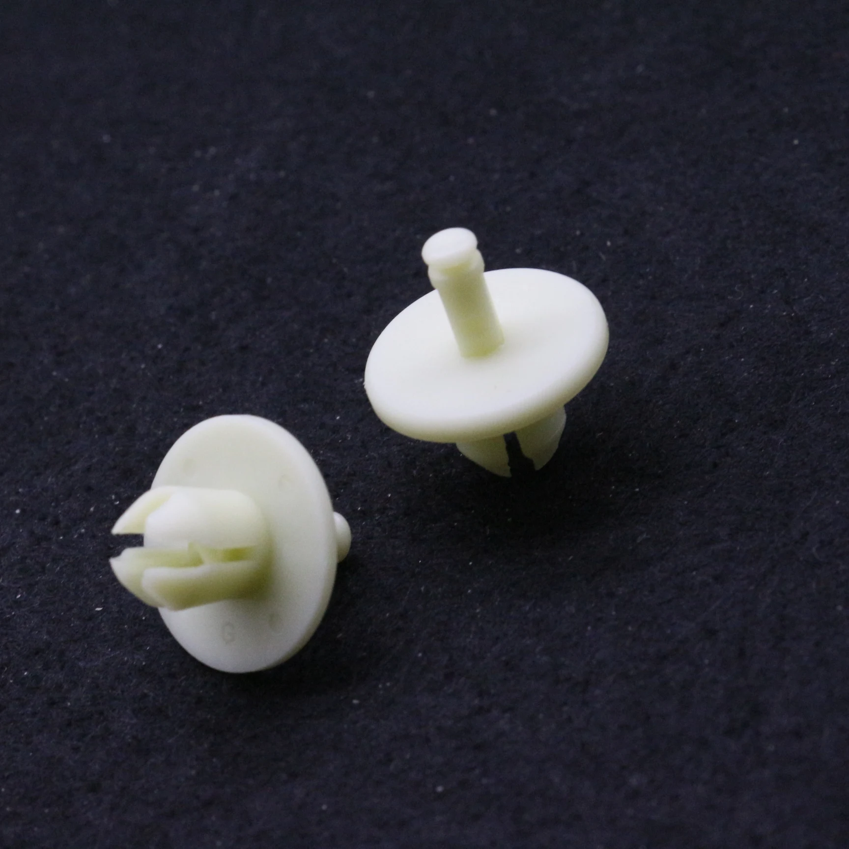 10 Pcs Rocker Molding Retainer Body Equipment Trim Molding Expanding Rivet For BMW 430i 528i 530e 740Li 740e | 07-14-7-213-303