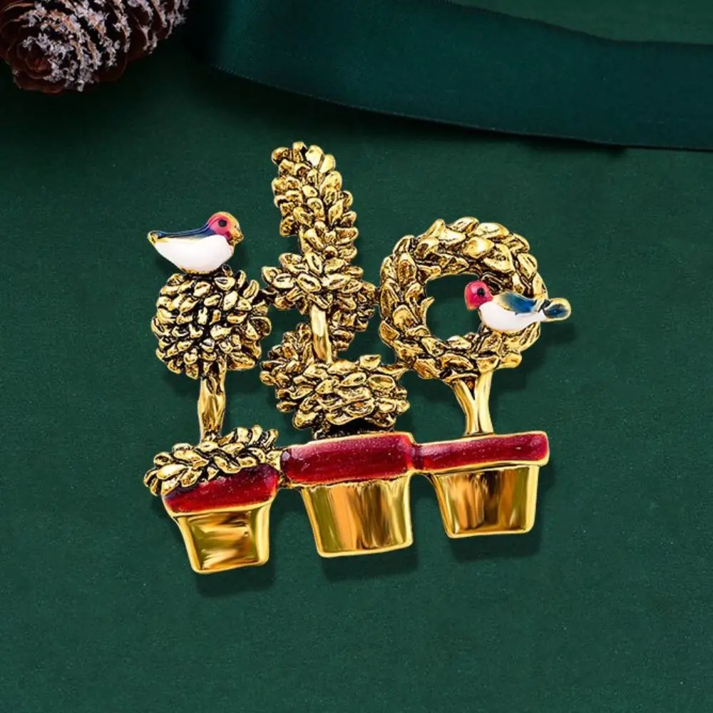 Santa Claus Merry Christmas Brooch Mistletoe Wreath Christmas Tree Christmas Elk Breastpin Cat Pin Merry Christmas Decor Party