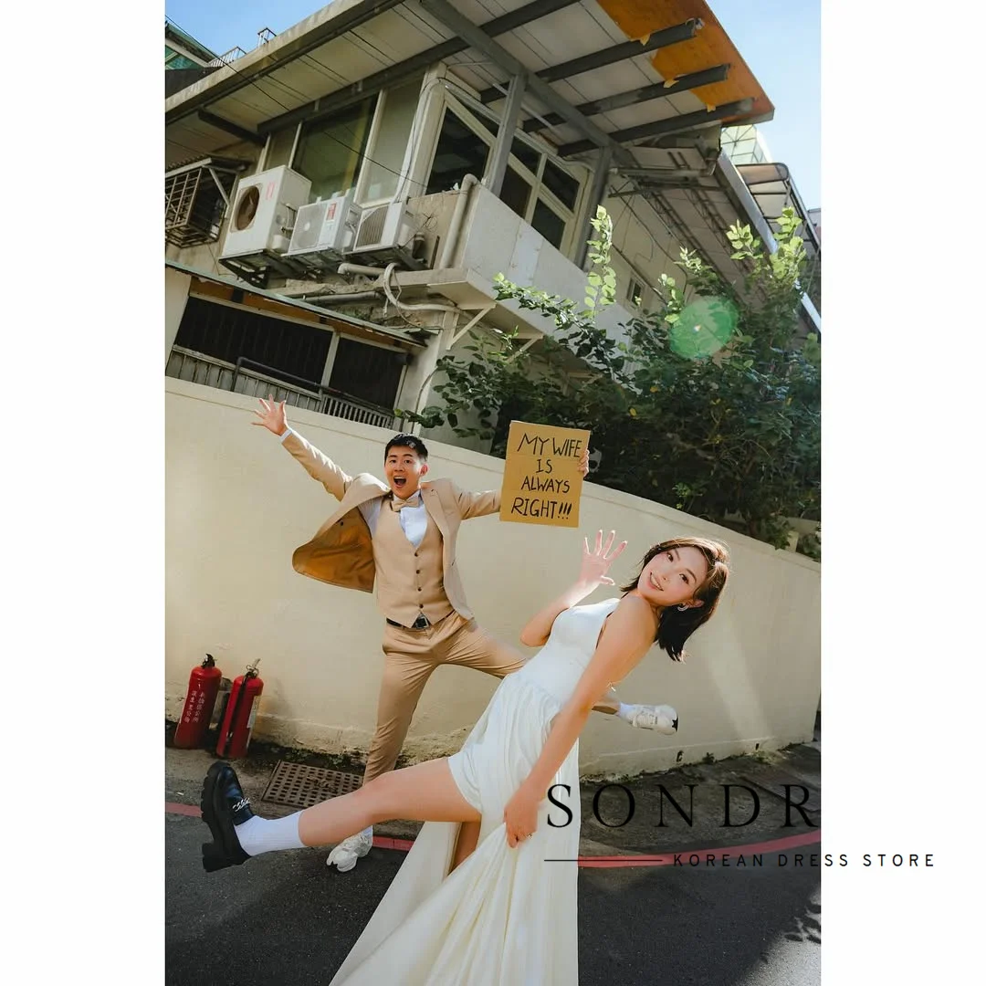 Sondr o-pescoço sem costas vestidos de casamento coreano sessão de fotos alta fenda uma linha elegante vestido de festa de casamento japonês vestido personalizado