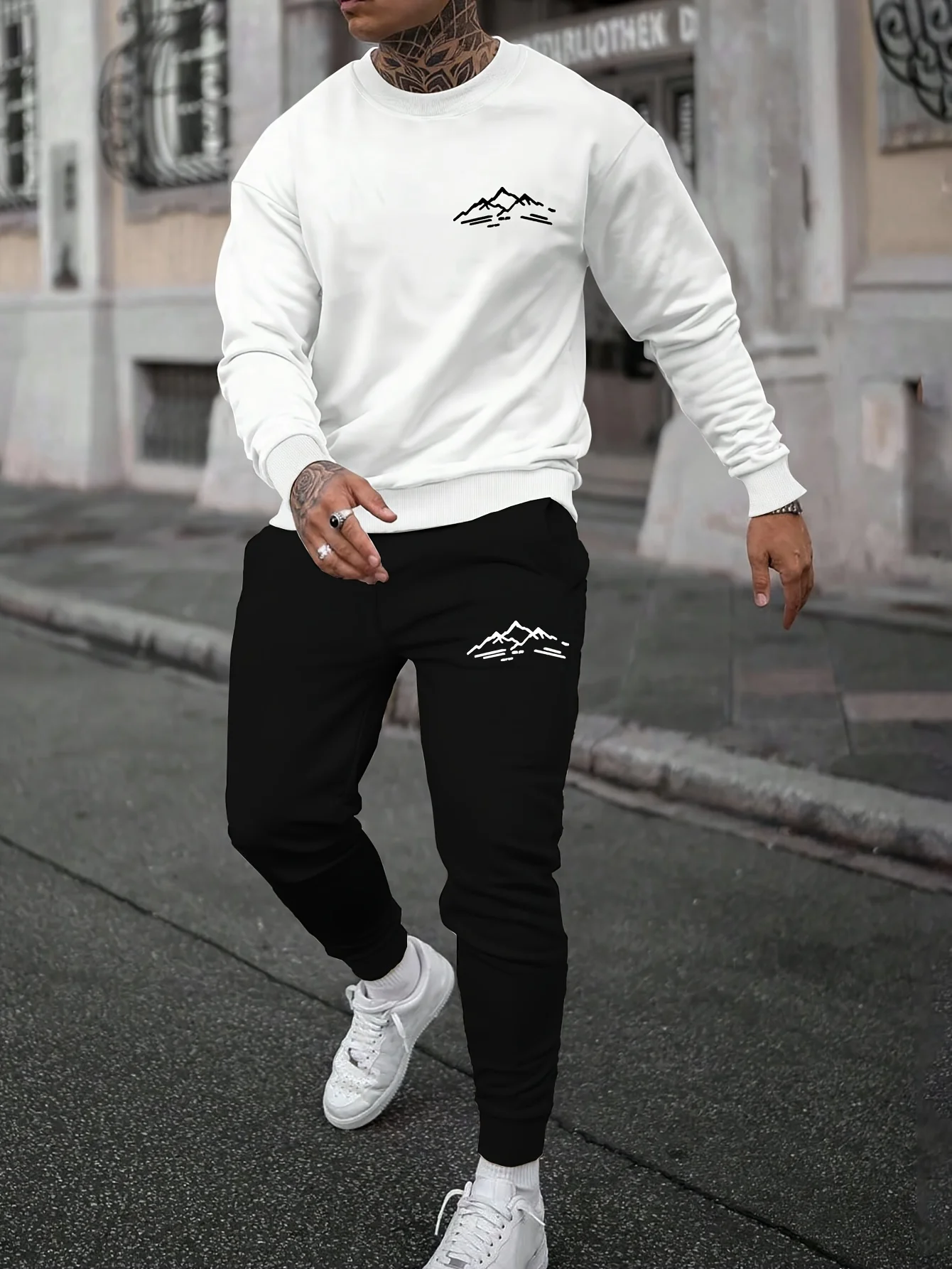 

Autumn and Winter Men Long Sleeve Set Art Mountain Painting Pattern Men Printed Long Sleeve Set Quick Drying Breathable Set