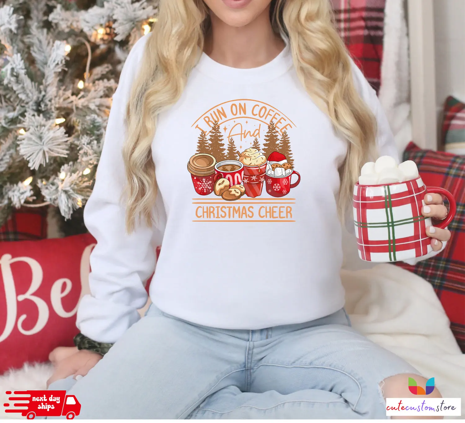 New Fashion Christmas Girl Sweatshirt I Run on Coffee and Christmas Cheer Sweatshirt Nostalgic Christmas Cups Female Clothes