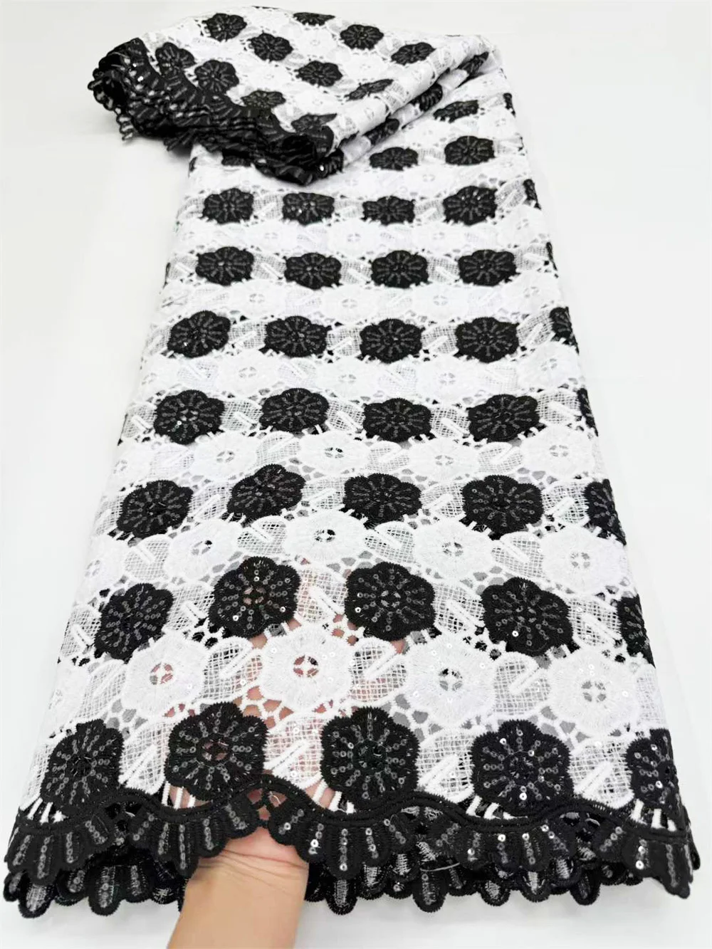 

Allover Metallic Lurex Embroidery Guipure Lace White&Black Sequins Embroidered Tulle Fabric Nigerian Water Soluble Cloth CO1194