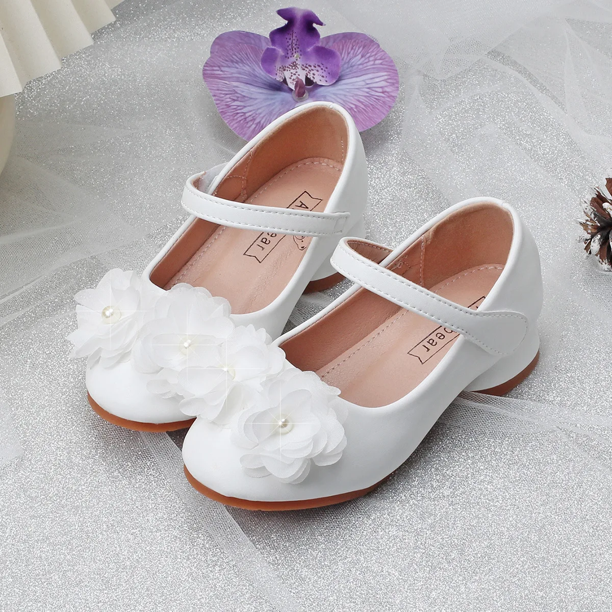 

Girls' Princess Shoes Spring New Fashion Pearl Flower Children's Leather Shoes Anti Slip Girls' Performance High Heels